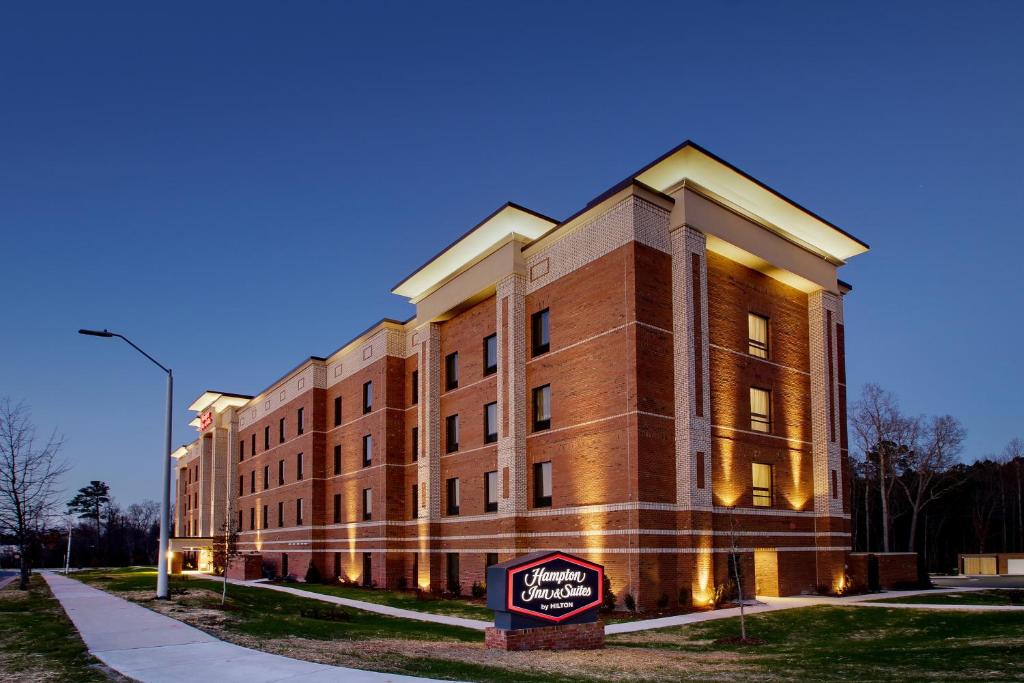 Hampton Inn & Suites By Hilton Knightdale Raleigh Main image 1